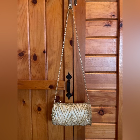 Gold Crossbody VINTAGE Bag with Cylindrical Shape BEADED Design - Picture 1 of 6
